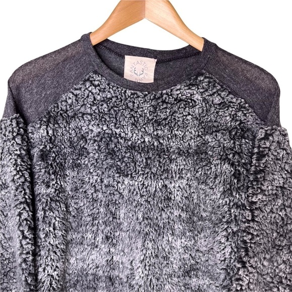 Fantastic Fawn Sherpa Fleece Sweater Pullover Gray Size Small Cozy - Picture 2 of 8